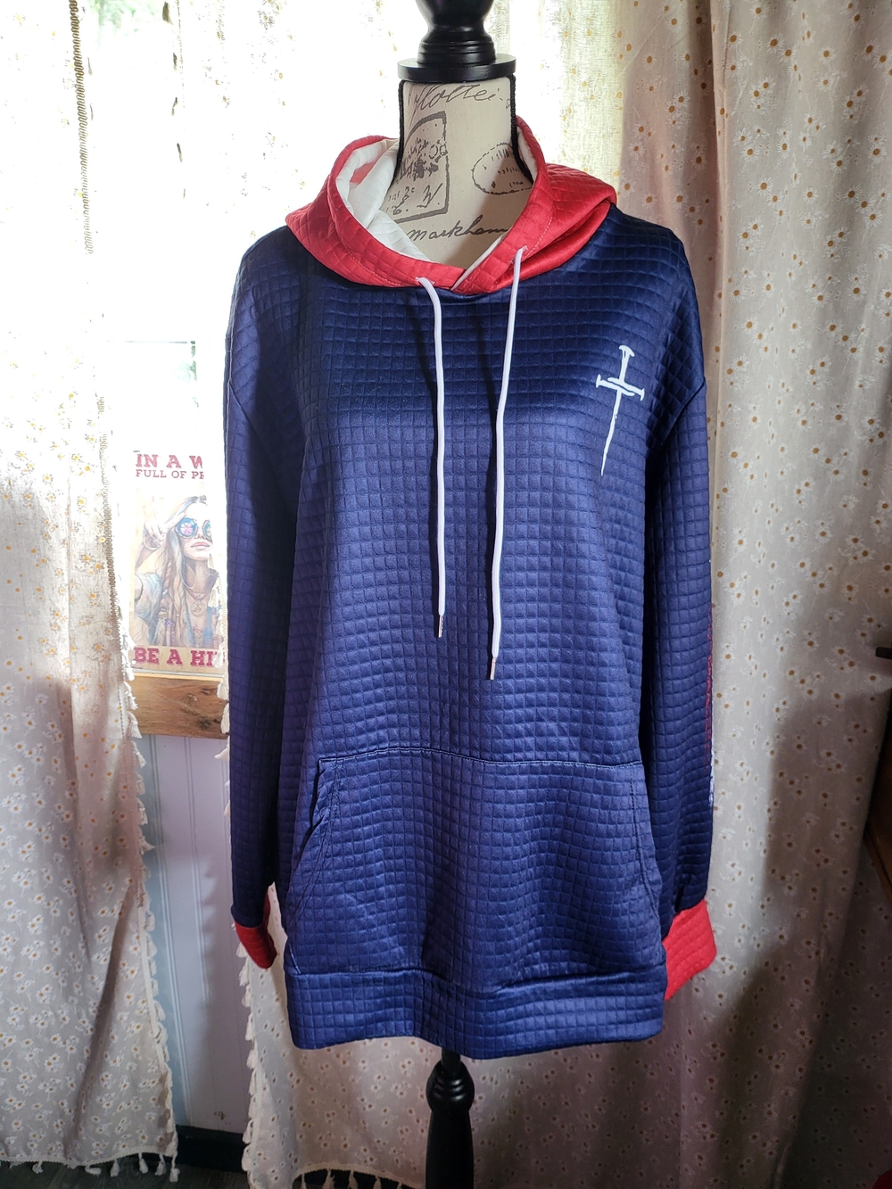 Patriotic American Flag Cross Navy Red Quilted Hoodie Size XL